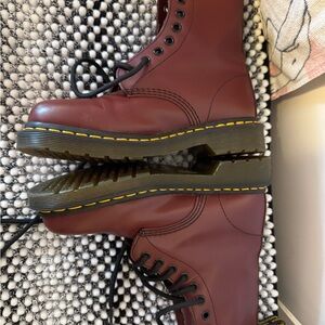 Dr. Martens Burgundy Boots M4/W5 excellent condition